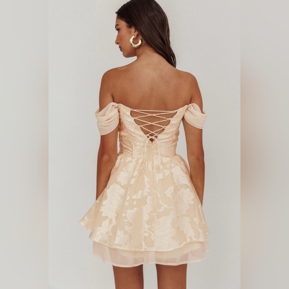 Selfie Leslie Lusting Off Shoulder Basque Waist Mini Dress S Romance Wedding - Picture 3 of 13